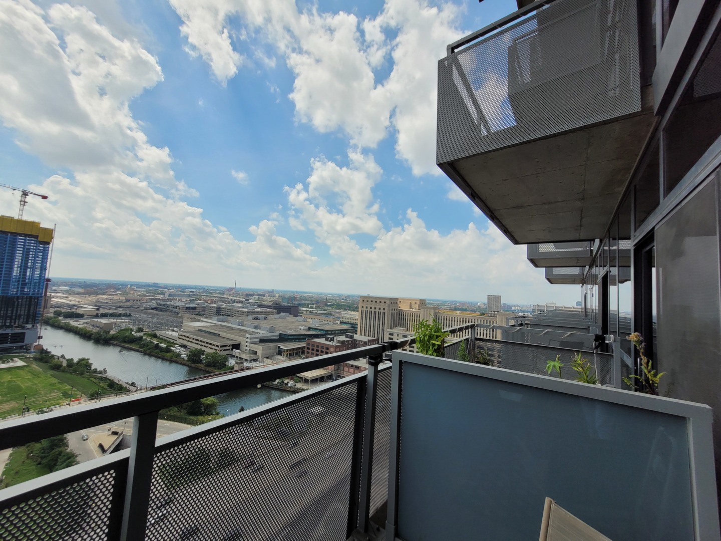 235 W Van Buren Street #2608, Chicago, IL 60607