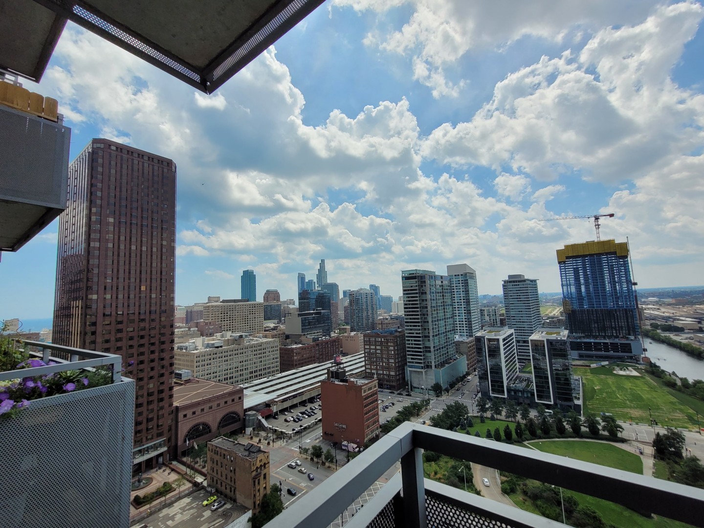 235 W Van Buren Street #2608, Chicago, IL 60607