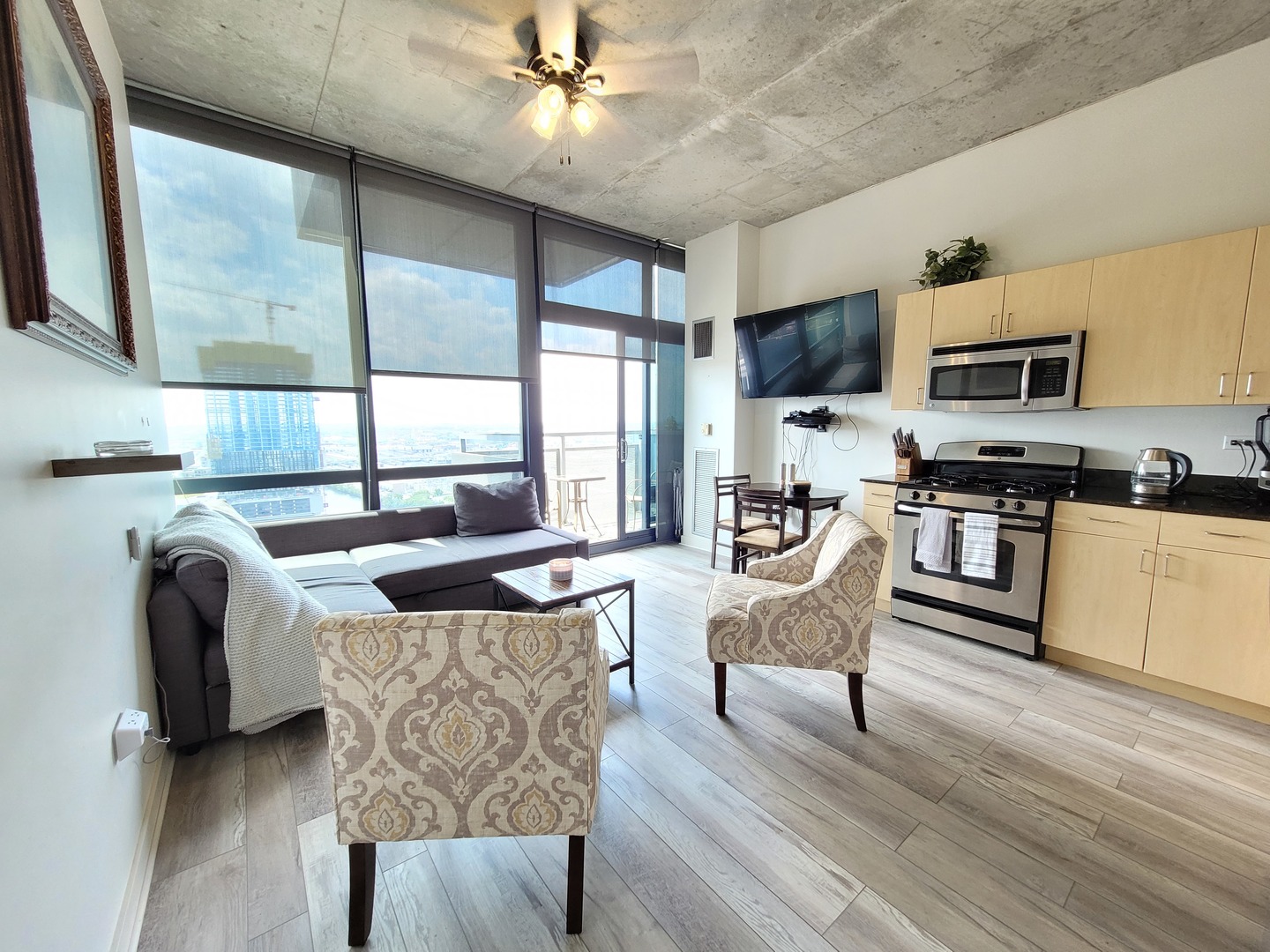 235 W Van Buren Street #2608, Chicago, IL 60607