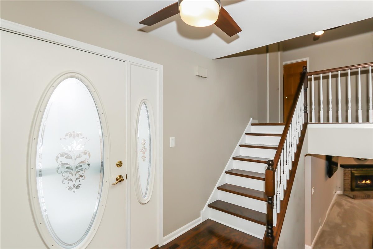 800 Windemere Lane, Lake Zurich, IL 60047