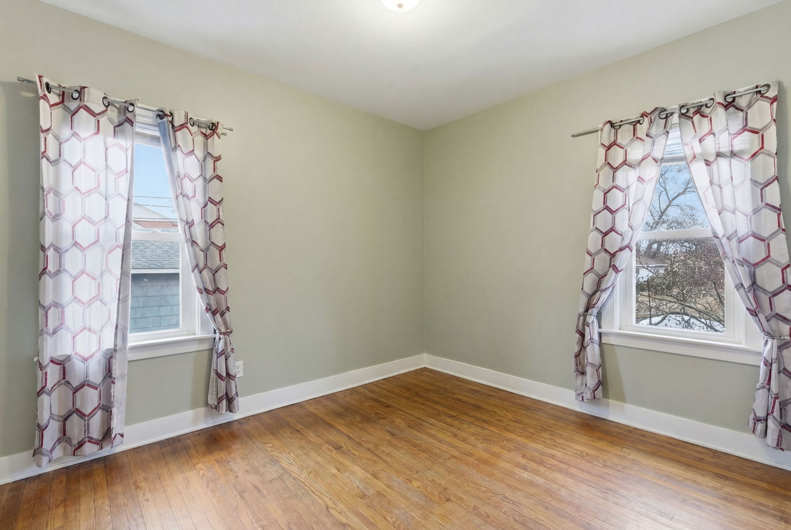 954 Wentworth Avenue, Calumet City, IL 60409