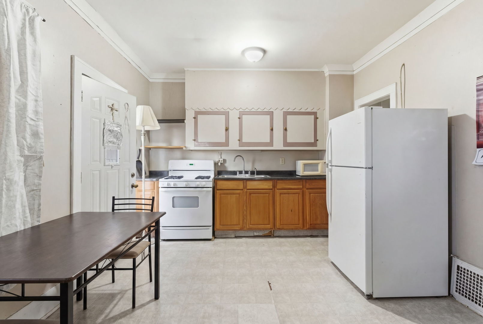 954 Wentworth Avenue, Calumet City, IL 60409