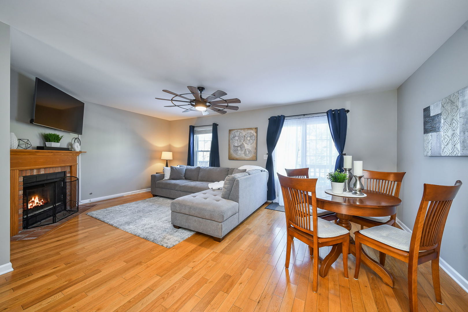 1238 Alexandria Court, Geneva, IL 60134