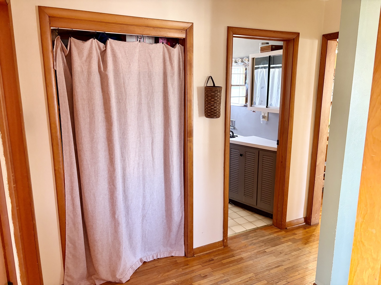 210 S East Street, Moweaqua, IL 62550