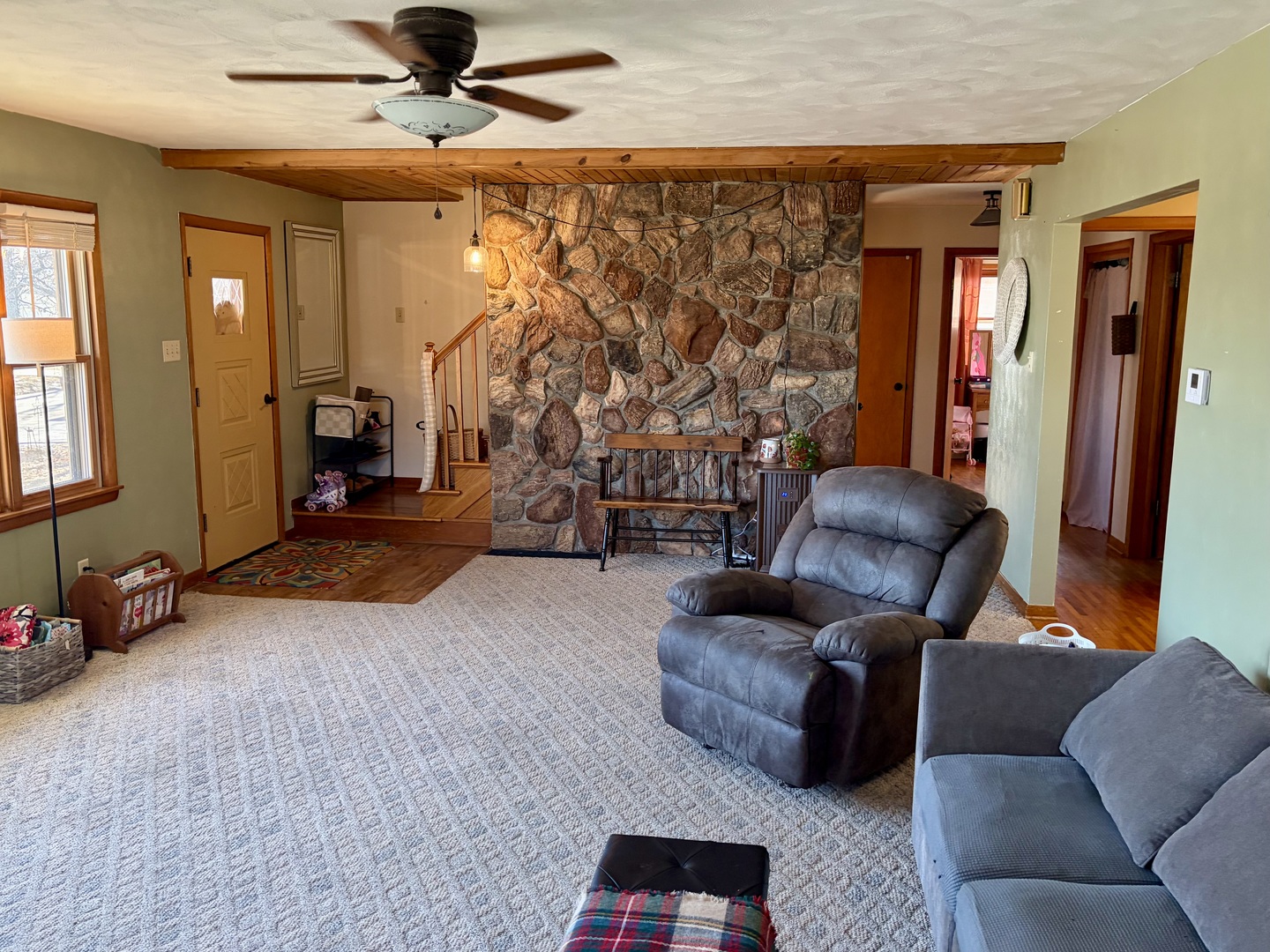 210 S East Street, Moweaqua, IL 62550