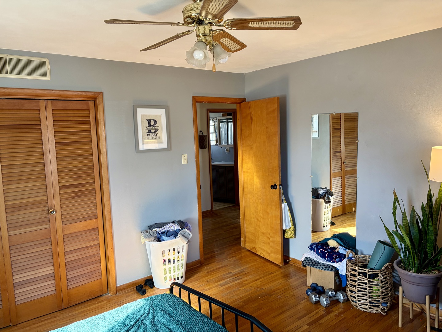 210 S East Street, Moweaqua, IL 62550