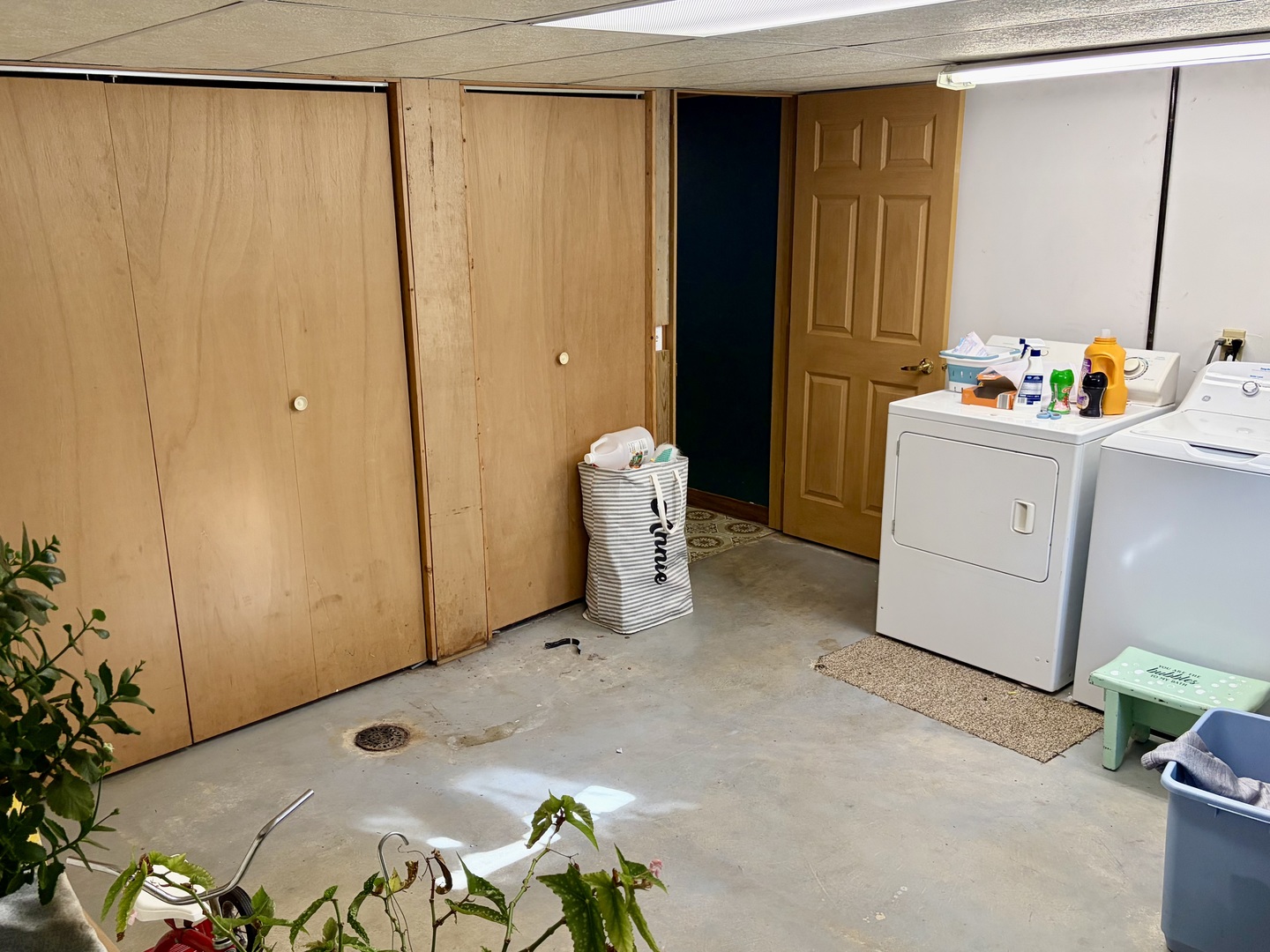 210 S East Street, Moweaqua, IL 62550