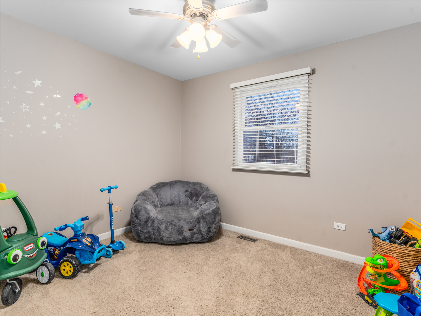 1811 Cumberland Drive, Plainfield, IL 60586