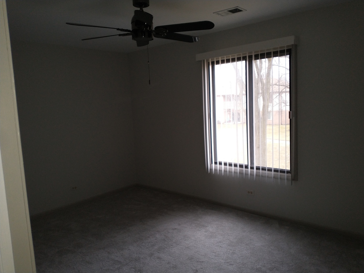 905 Surrey Drive #2B, Schaumburg, IL 60193