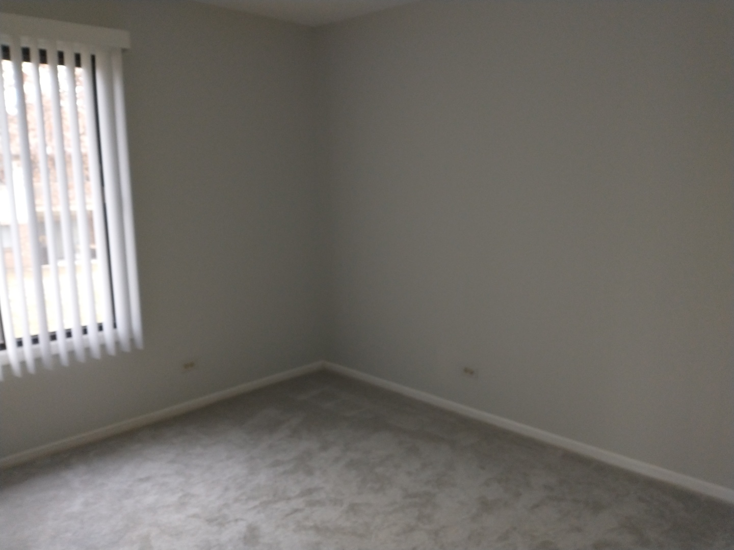 905 Surrey Drive #2B, Schaumburg, IL 60193