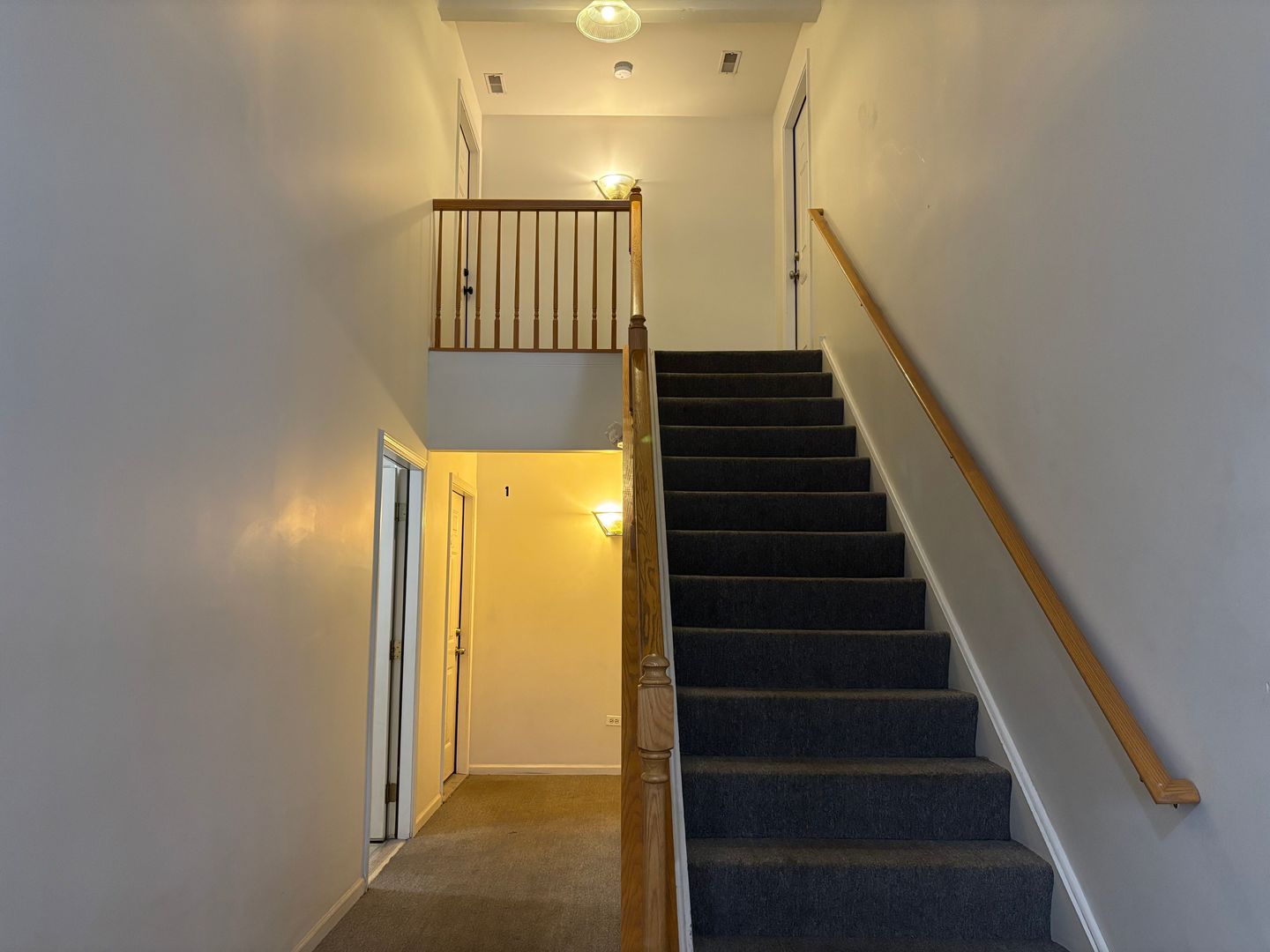 1313 N Red Oak Circle #4, Round Lake Beach, IL 60073