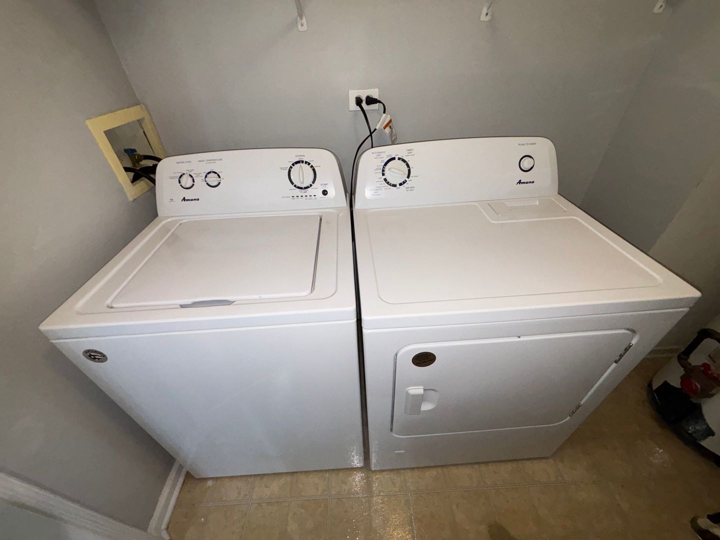 1313 N Red Oak Circle #4, Round Lake Beach, IL 60073