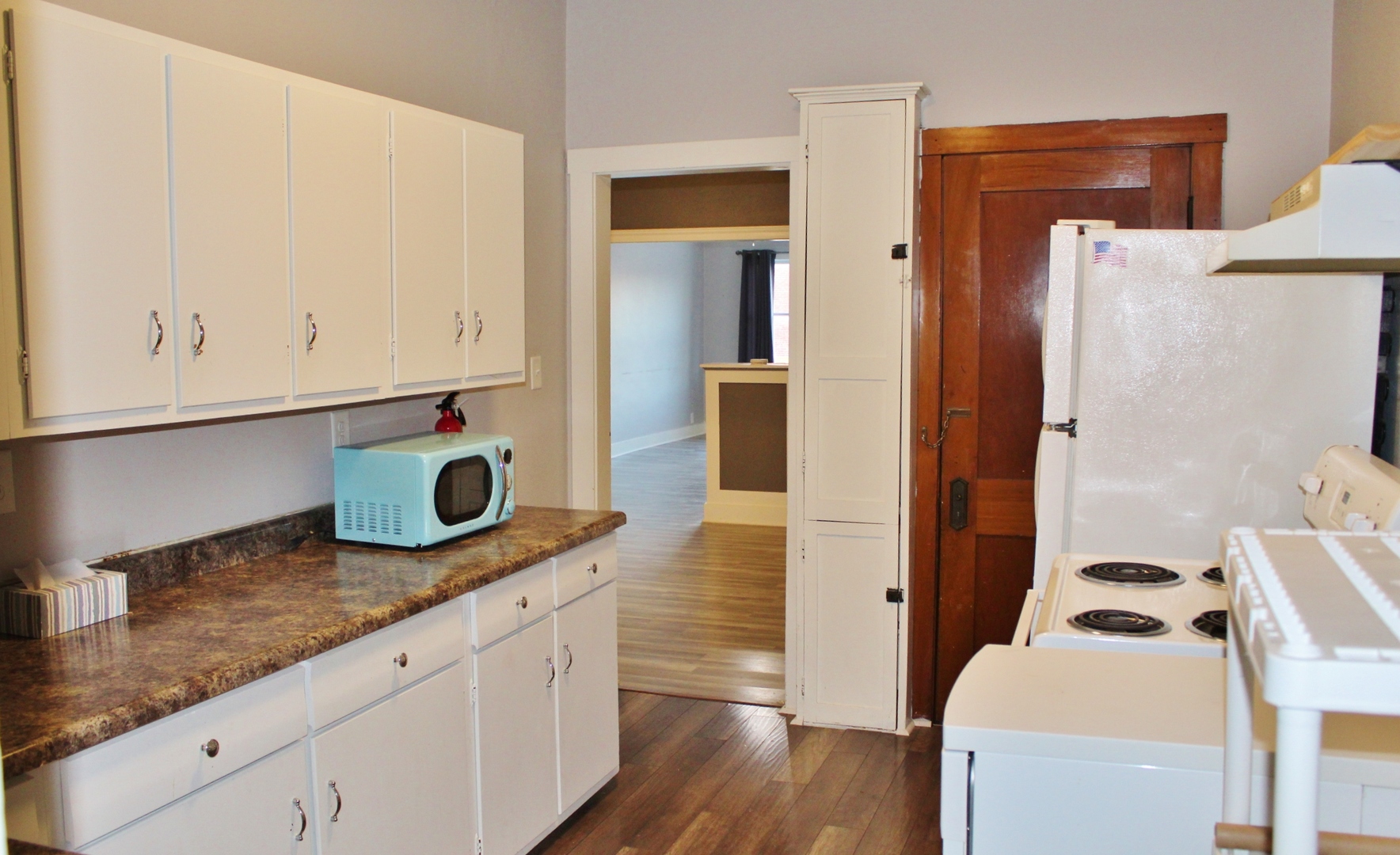 404-1/2 Liberty Street #UPSTAIRS, Morris, IL 60450