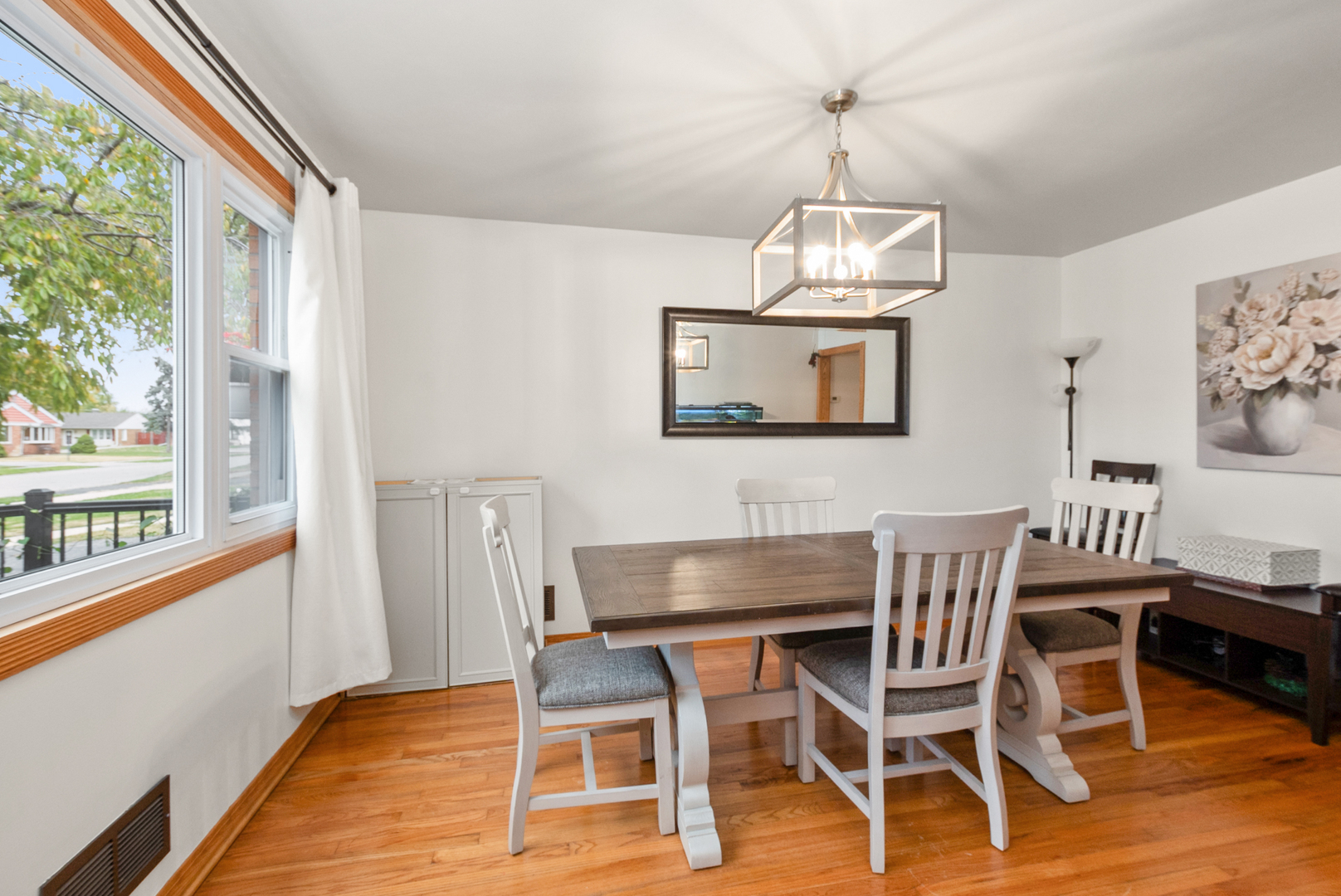 4045 Stillwell Place, Oak Lawn, IL 60453