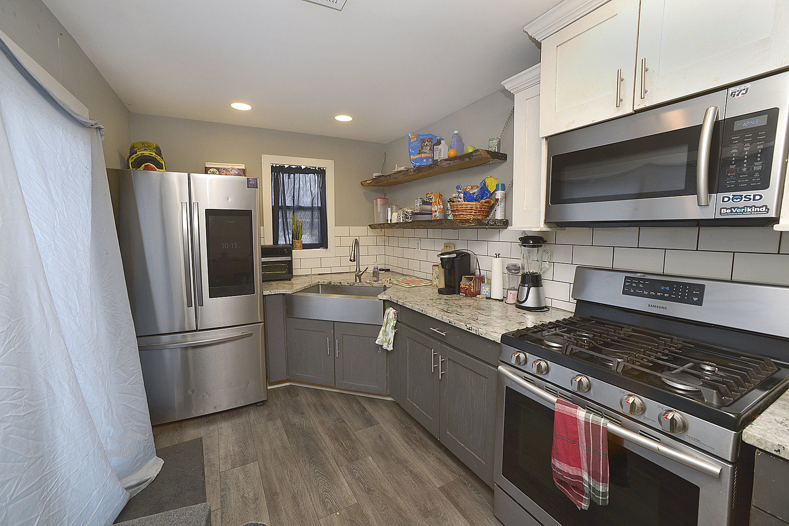 904 1/2 W Marquette Street, Ottawa, IL 61350