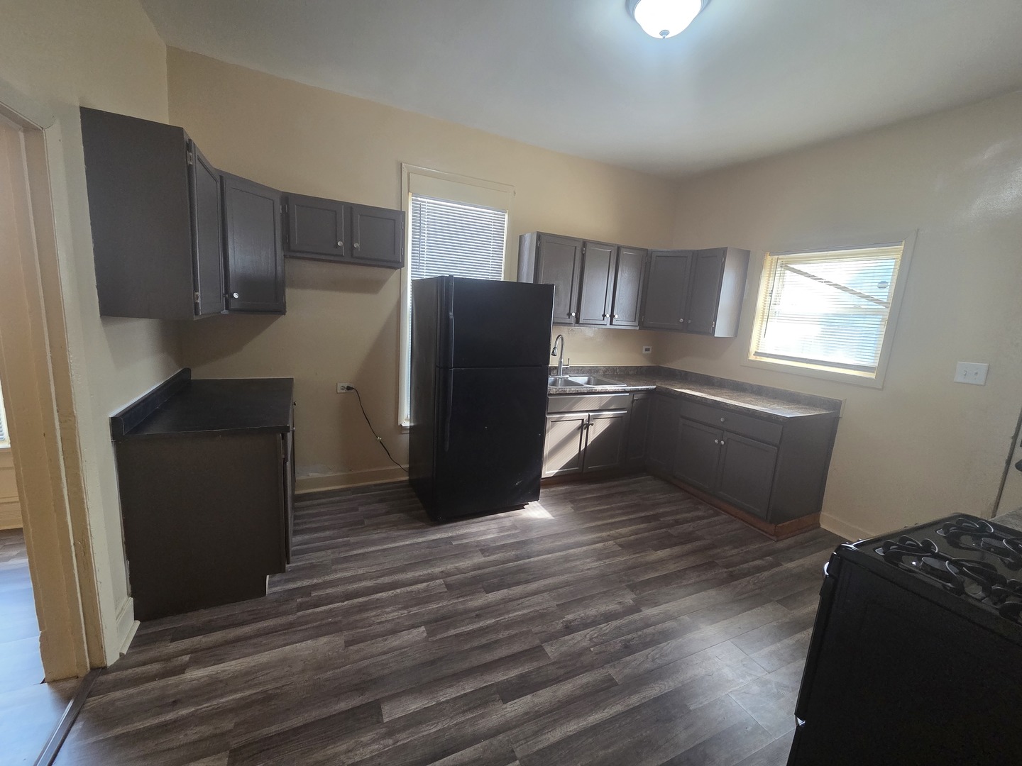 4835 W Congress Parkway, Chicago, IL 60644