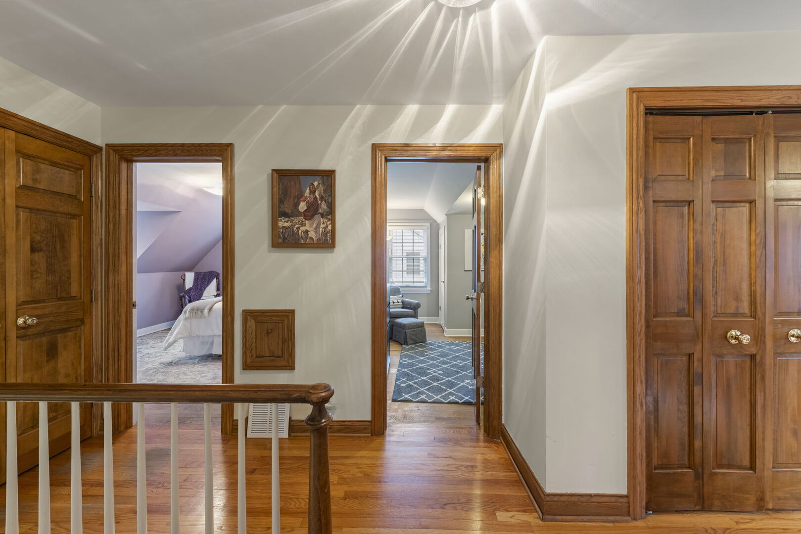 909 S Wheaton Avenue, Wheaton, IL 60189