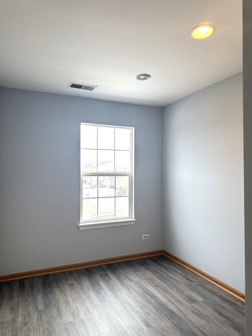 2208 REBECCA Circle #2208, Montgomery, IL 60538