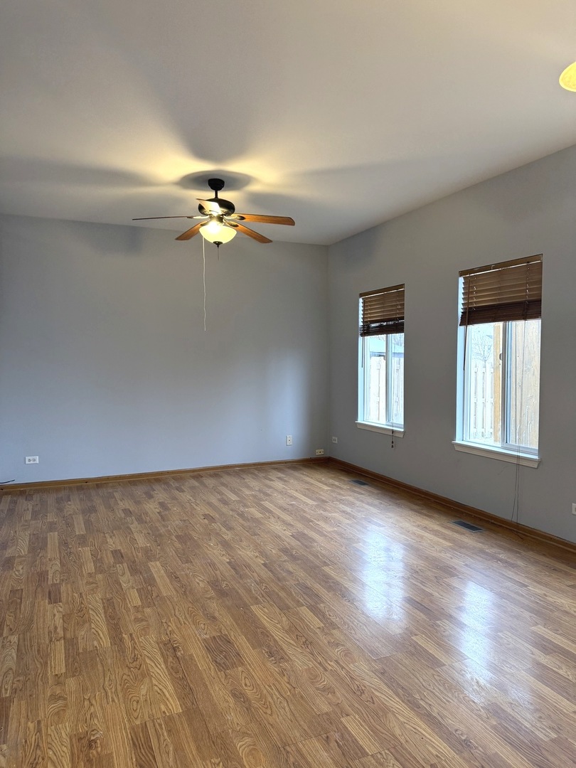 2208 REBECCA Circle #2208, Montgomery, IL 60538