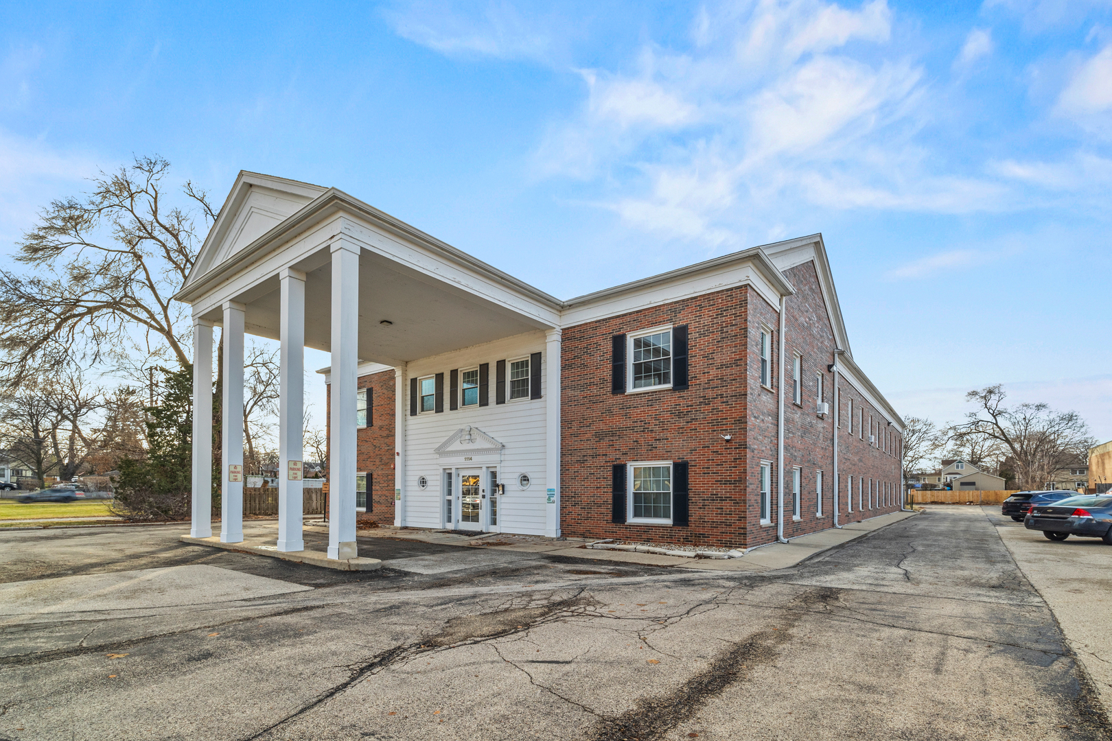 Arlington Heights, IL 60004