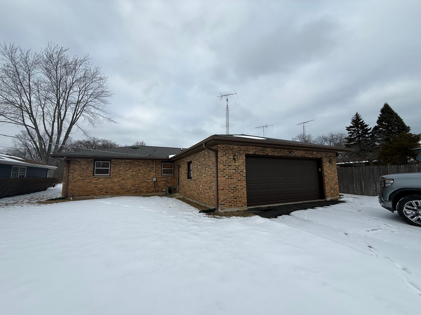 2009 Kedron Boulevard, Zion, IL 60099