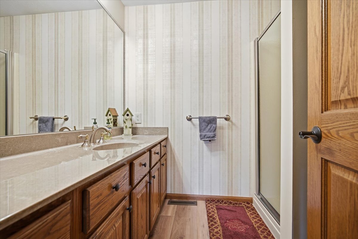 9 Spruce Court, Bloomington, IL 61704