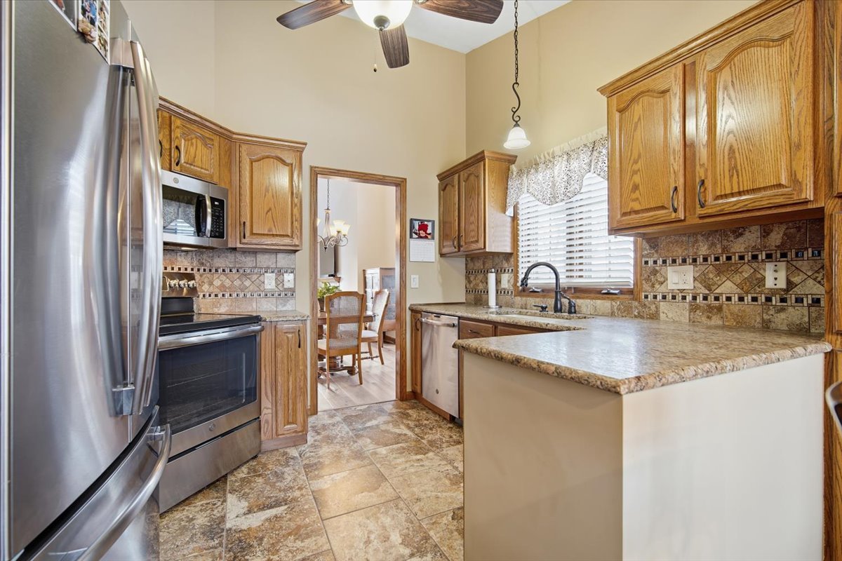 9 Spruce Court, Bloomington, IL 61704