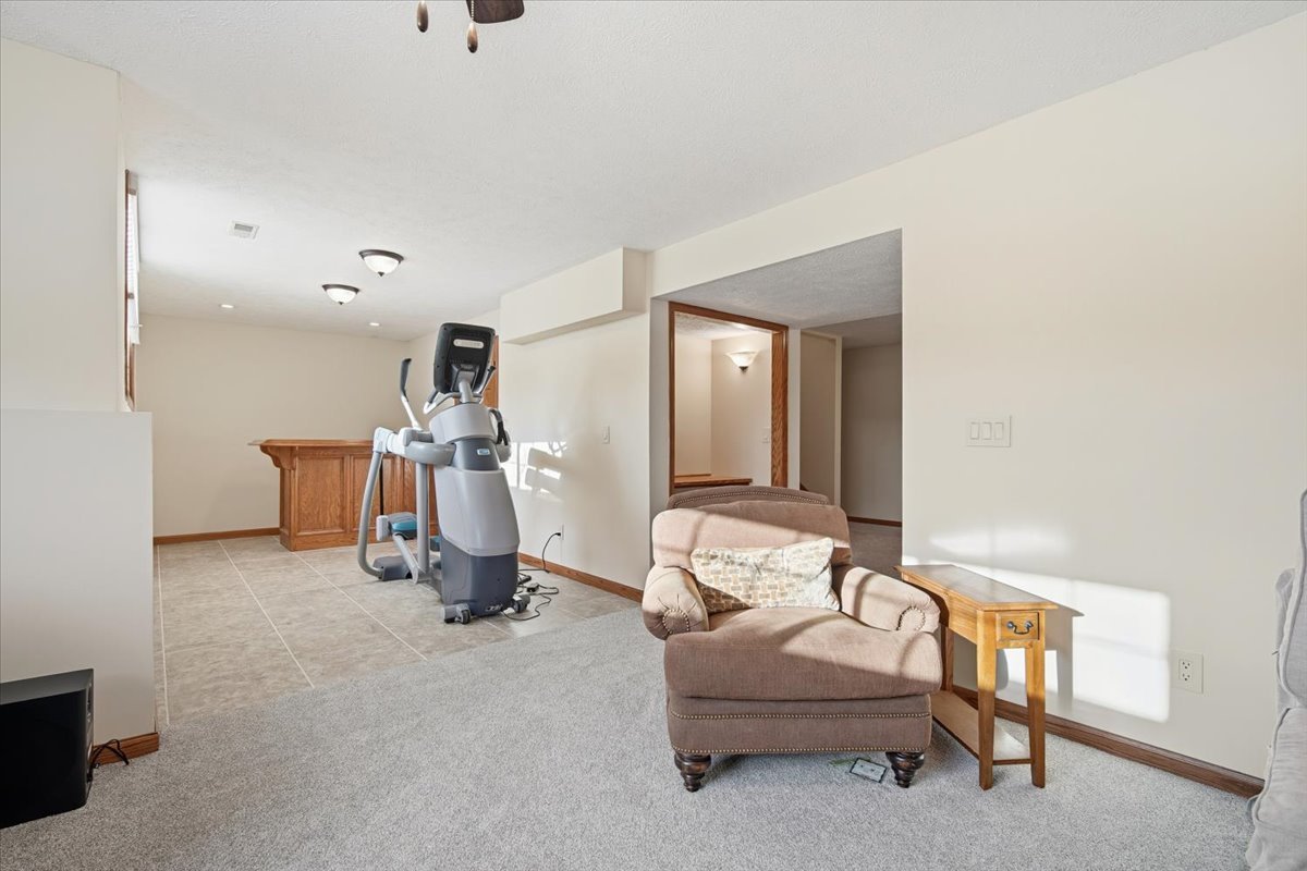 9 Spruce Court, Bloomington, IL 61704