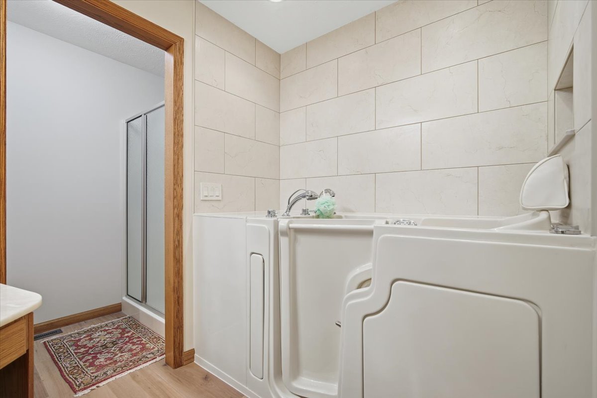 9 Spruce Court, Bloomington, IL 61704