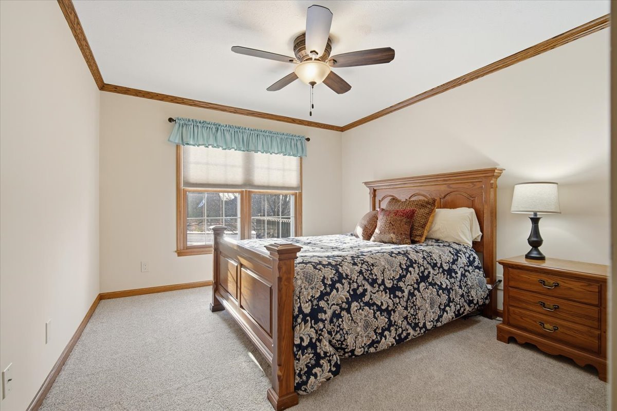 9 Spruce Court, Bloomington, IL 61704