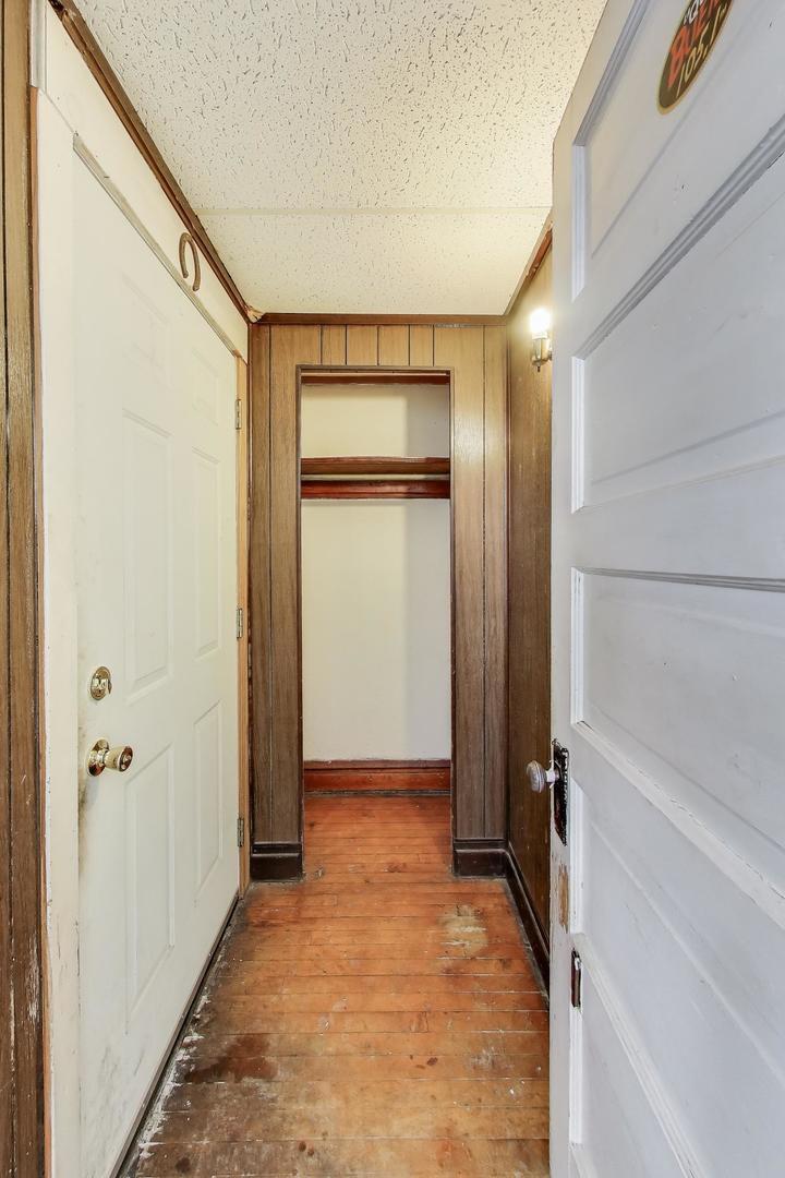 5147 S Campbell Avenue, Chicago, IL 60632