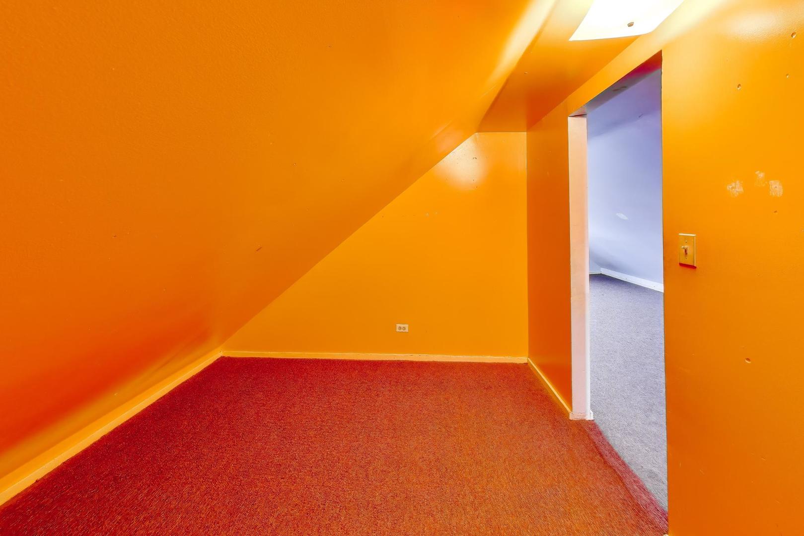 5147 S Campbell Avenue, Chicago, IL 60632