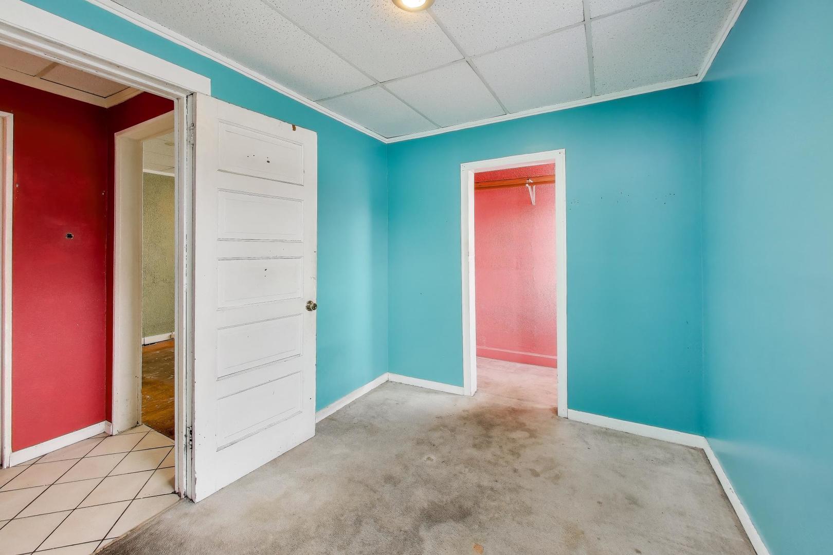 5147 S Campbell Avenue, Chicago, IL 60632