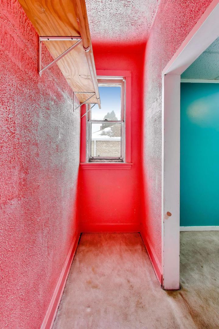 5147 S Campbell Avenue, Chicago, IL 60632