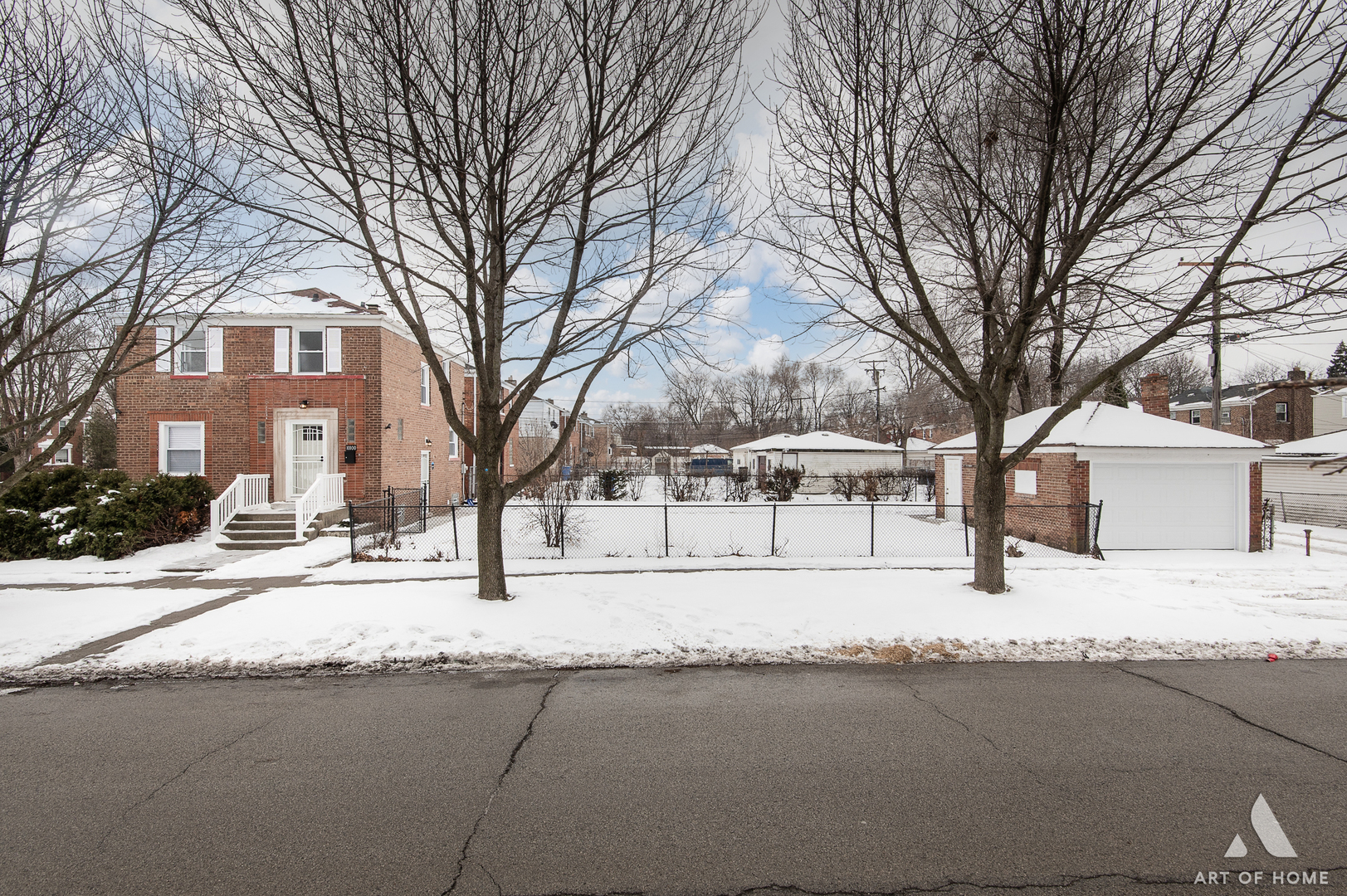 10100 S Luella Avenue, Chicago, IL 60617