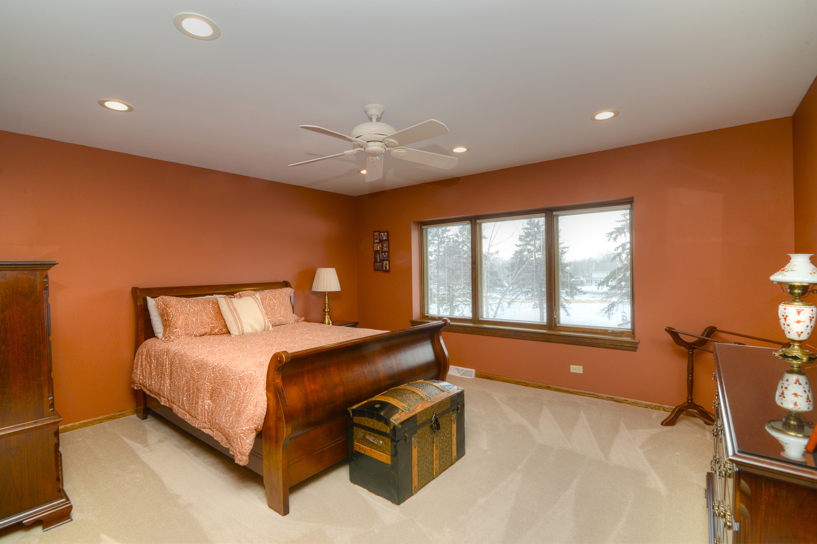 400 Cardinal Drive, Bloomingdale, IL 60108