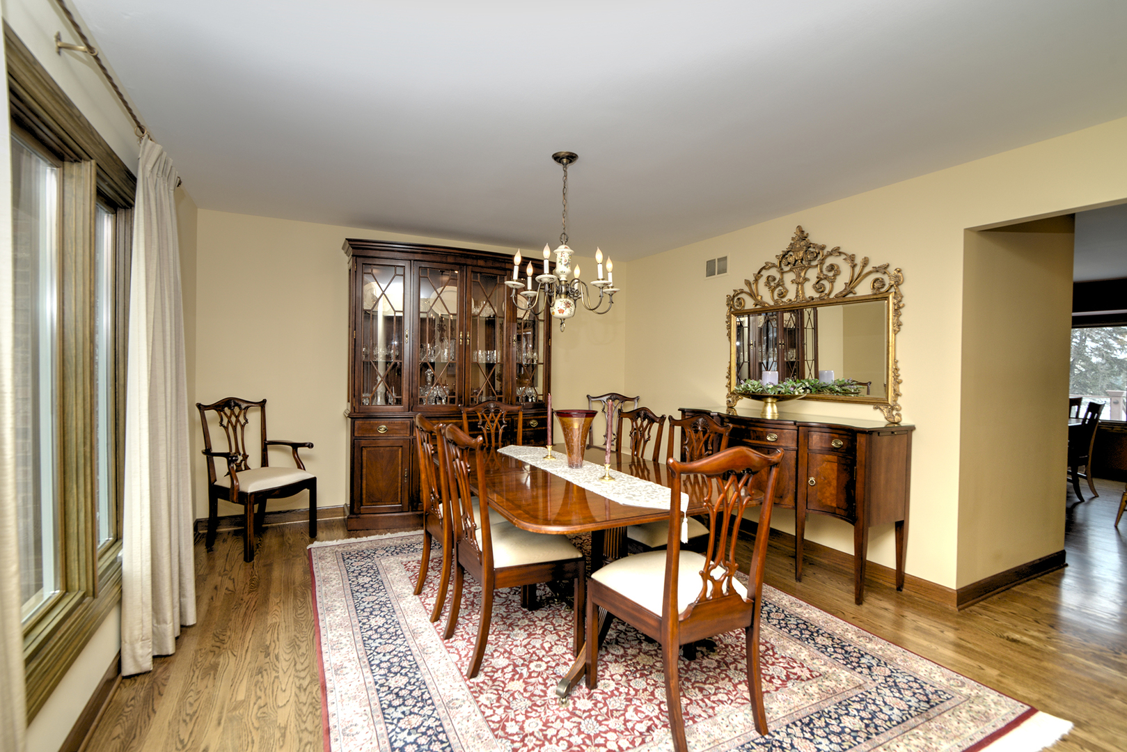 400 Cardinal Drive, Bloomingdale, IL 60108