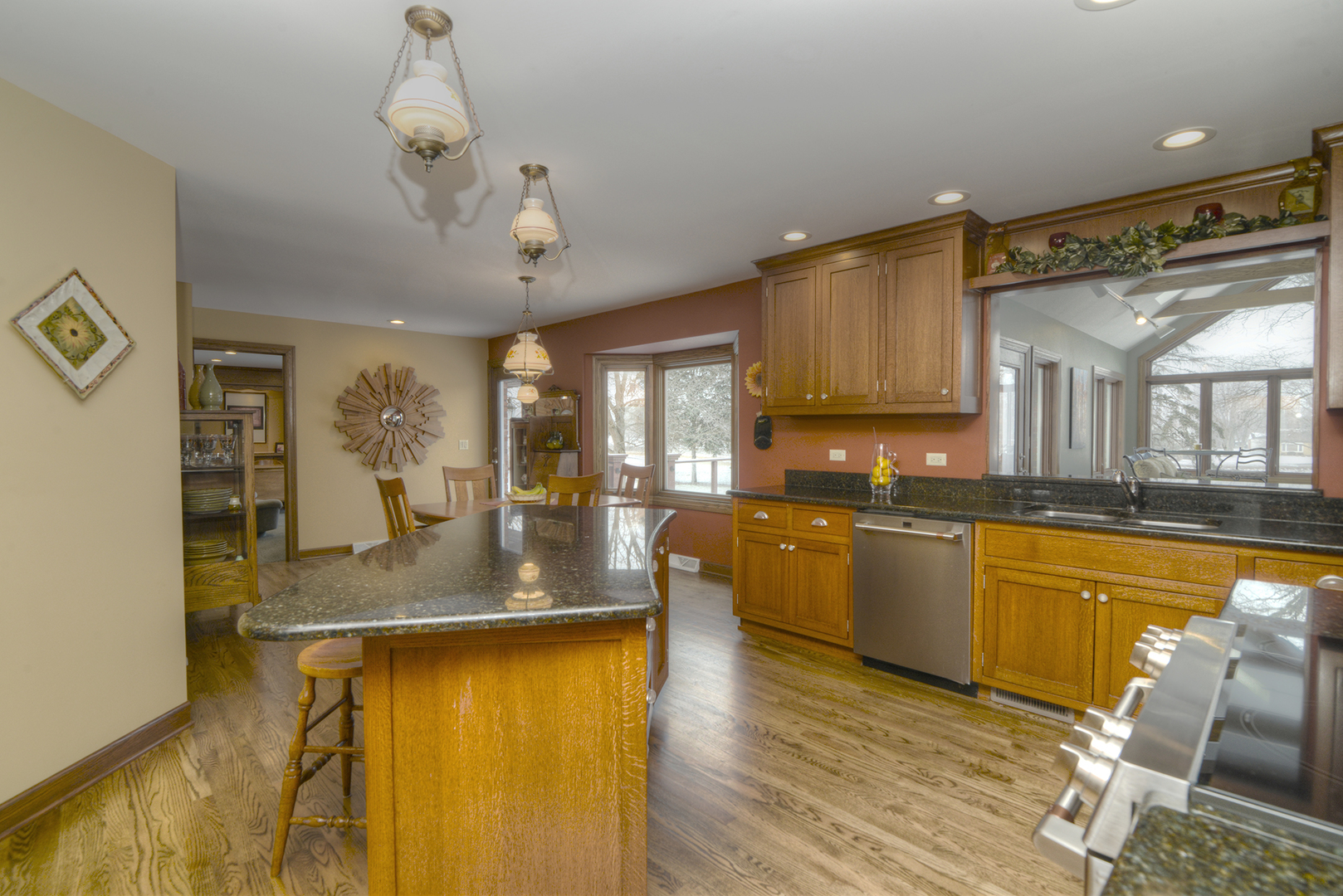 400 Cardinal Drive, Bloomingdale, IL 60108