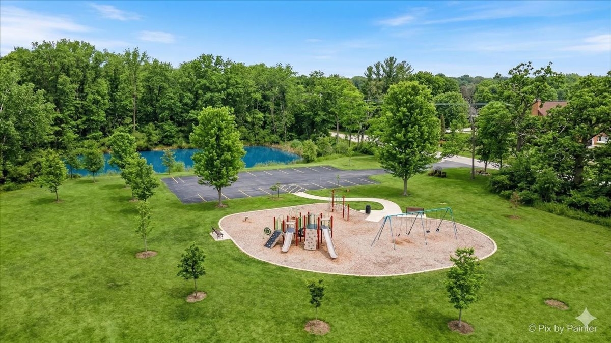 39691 Orchard Bluff Lane, Wadsworth, IL 60083