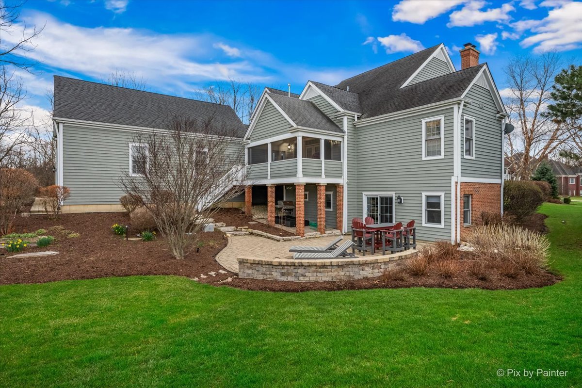 39691 Orchard Bluff Lane, Wadsworth, IL 60083