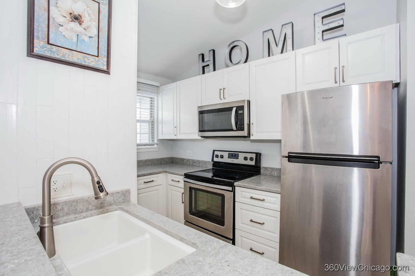 707 Nantucket Way, Island Lake, IL 60042