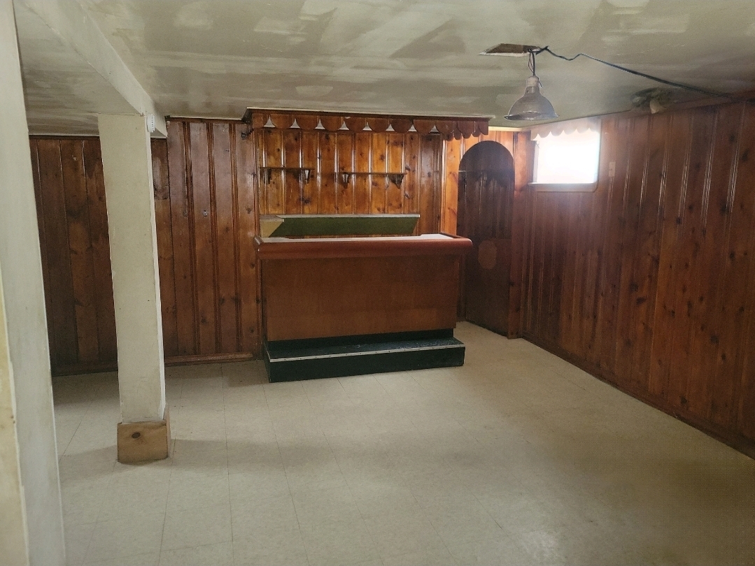 241 48th Avenue, Bellwood, IL 60104