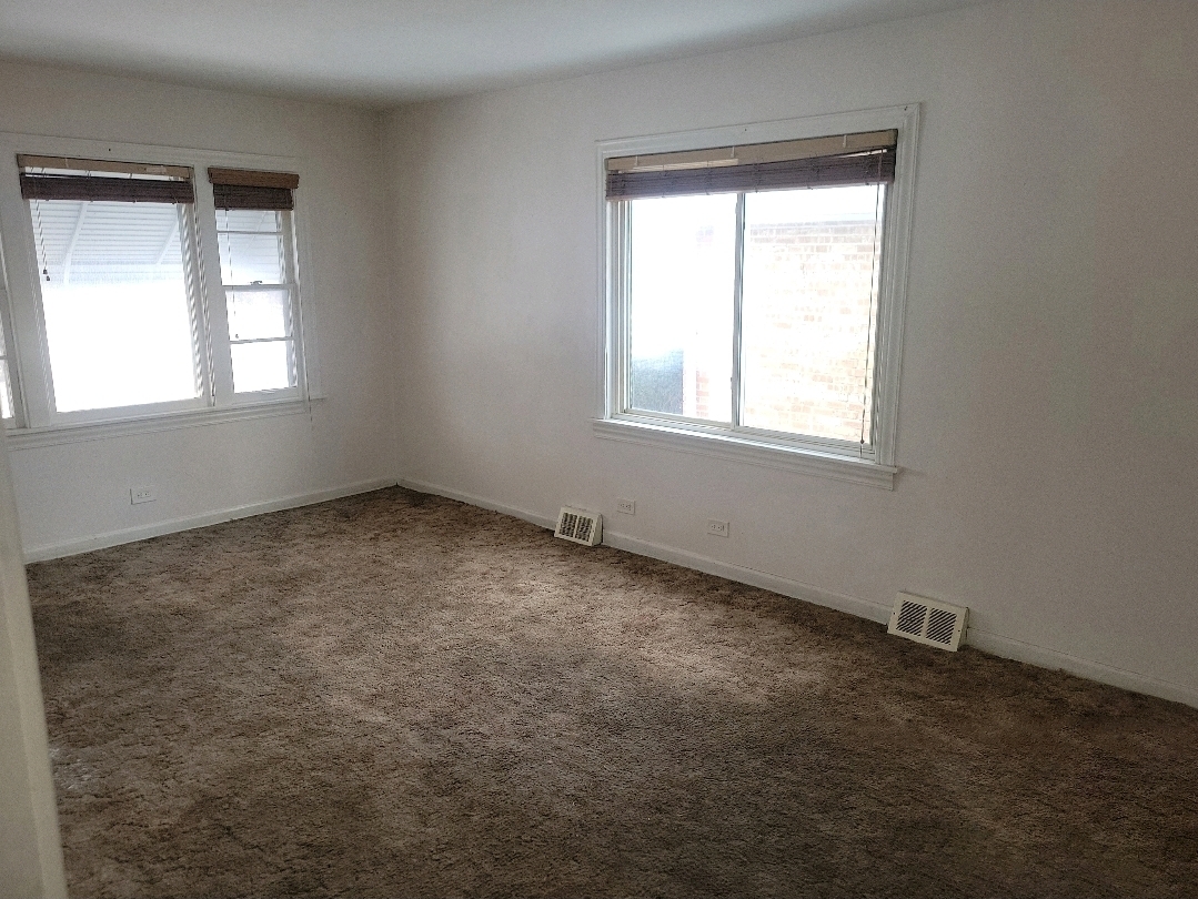 241 48th Avenue, Bellwood, IL 60104