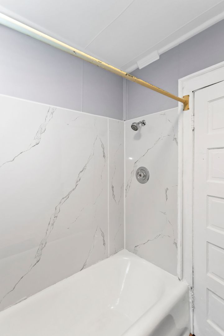 209 E Washington Street, West Chicago, IL 60185