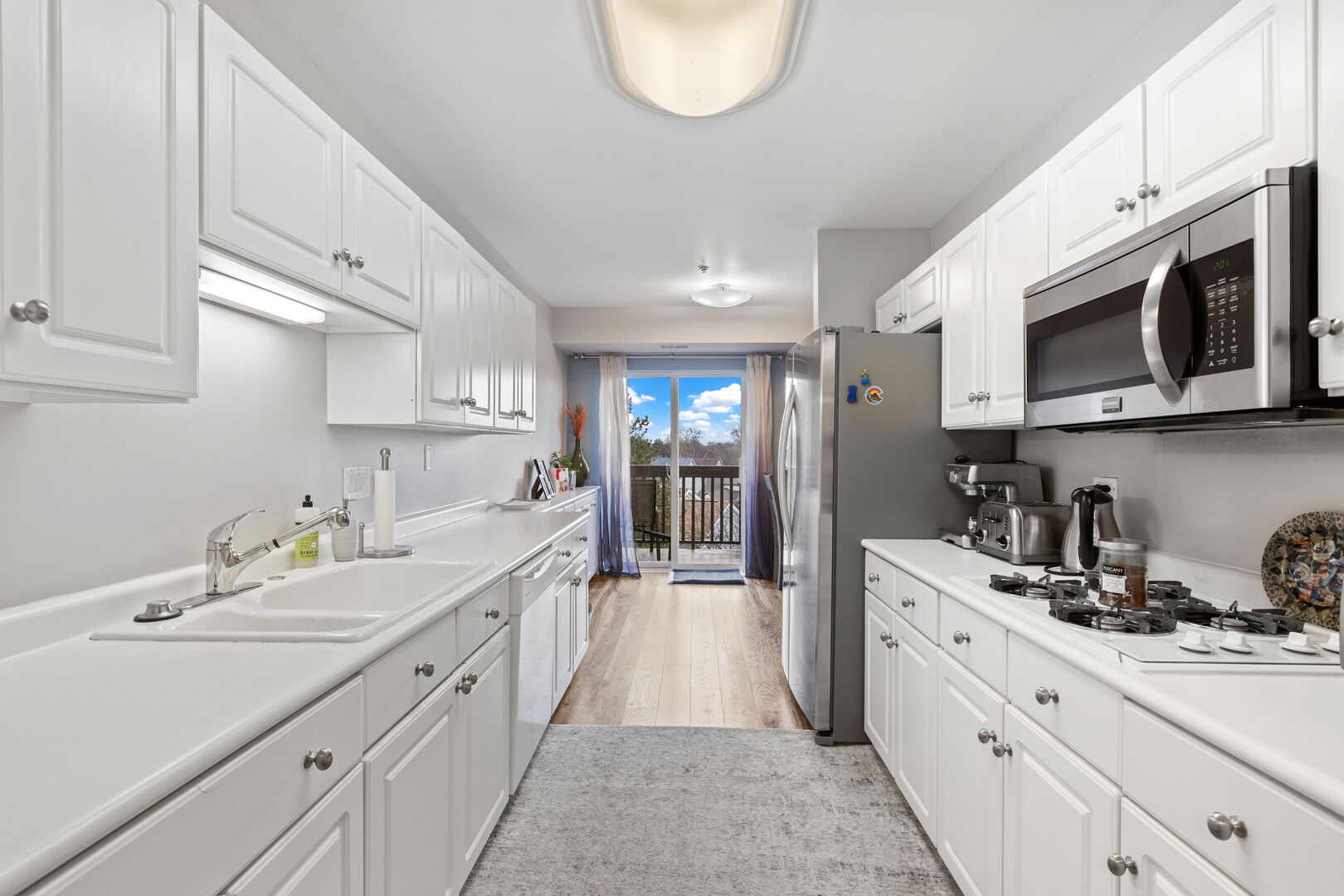 140 Manchester Drive #408, Buffalo Grove, IL 60089