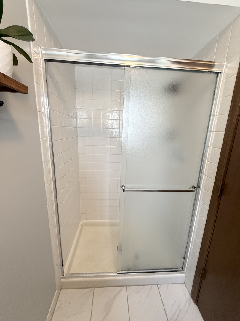 17362 Brook Hill Drive, Orland Park, IL 60467