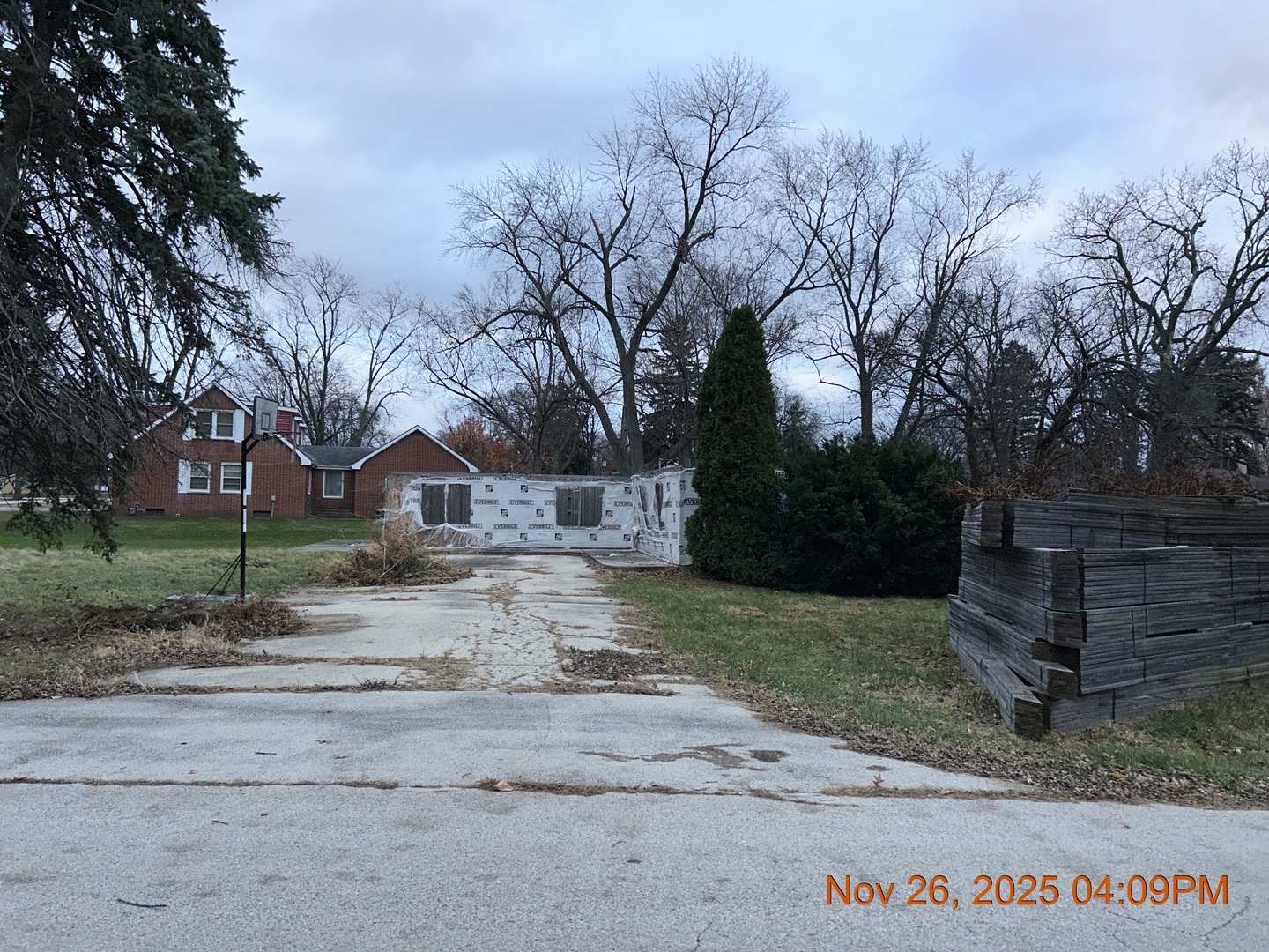 106 Teeway Street, Joliet, IL 60435