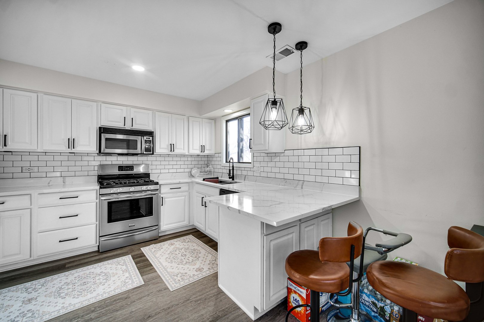 1471 Fairlane Drive #2A, Schaumburg, IL 60193