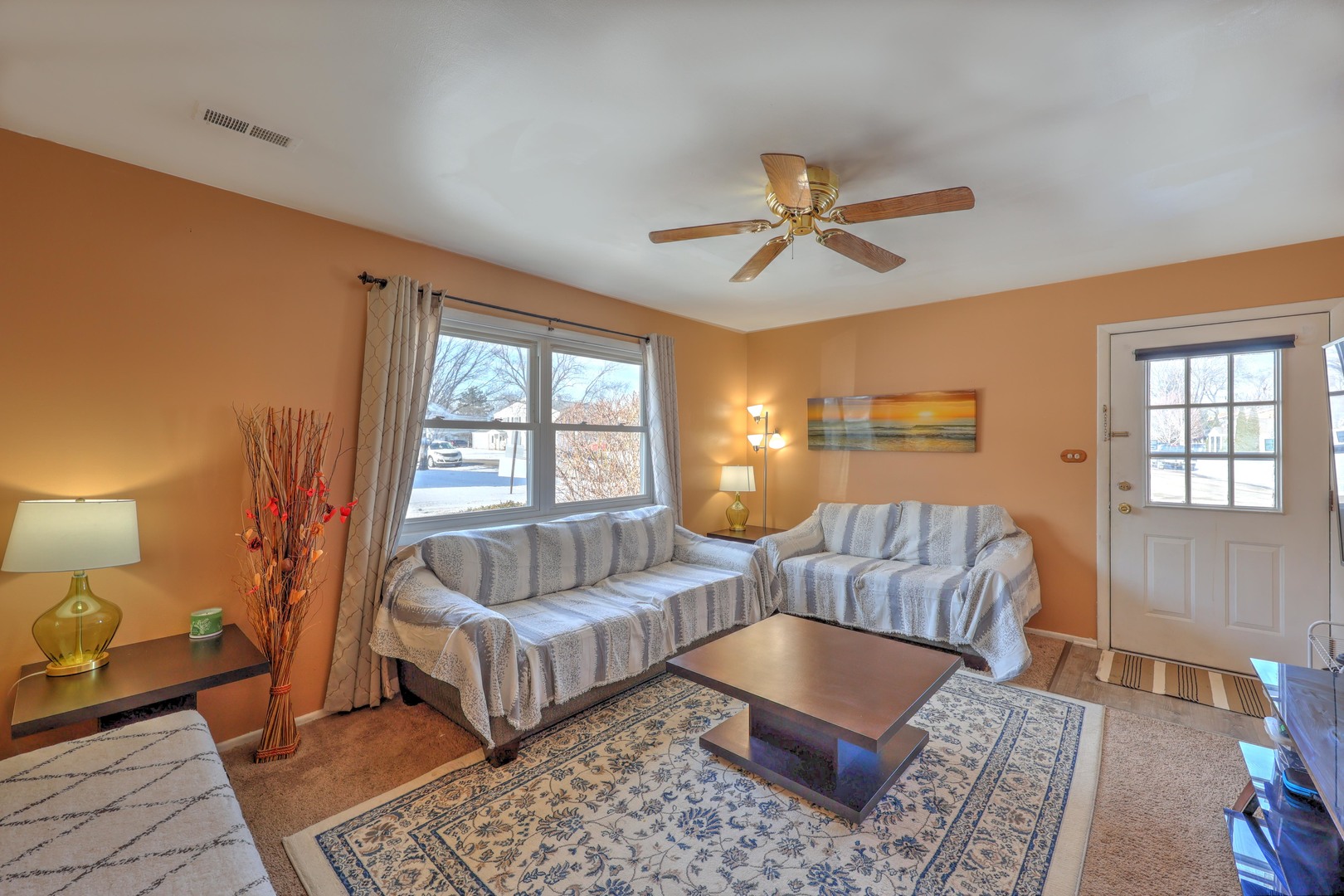 195 Mary Court #A, Bartlett, IL 60103