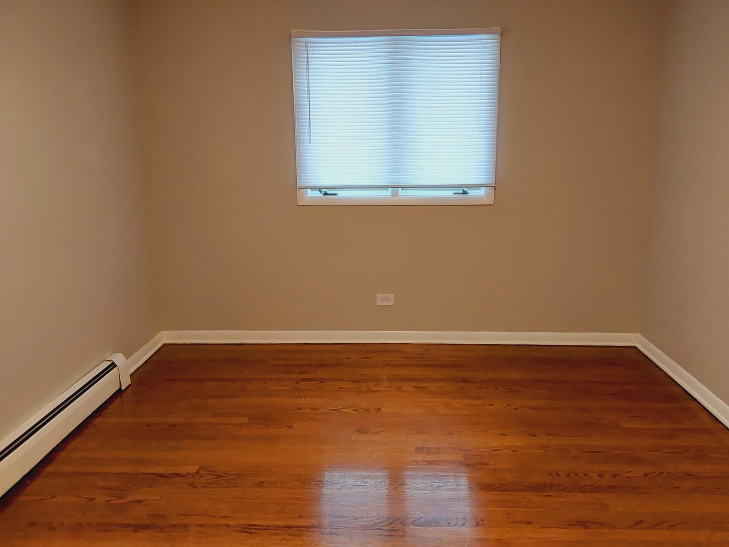 9536 S Kenneth Avenue, Oak Lawn, IL 60453